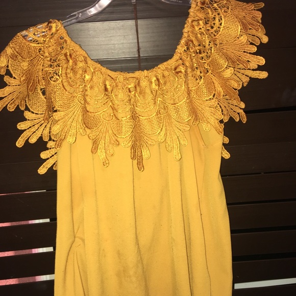 Off shoulder shirt - Picture 1 of 2